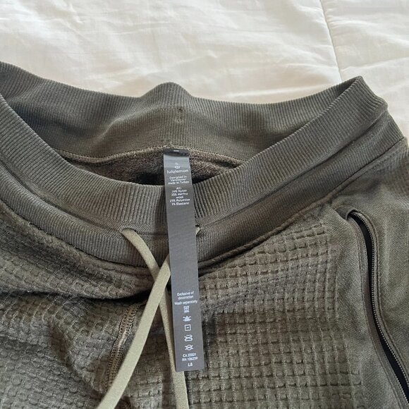 Lululemon Engineered Warmth Jogger - Picture 6 of 10